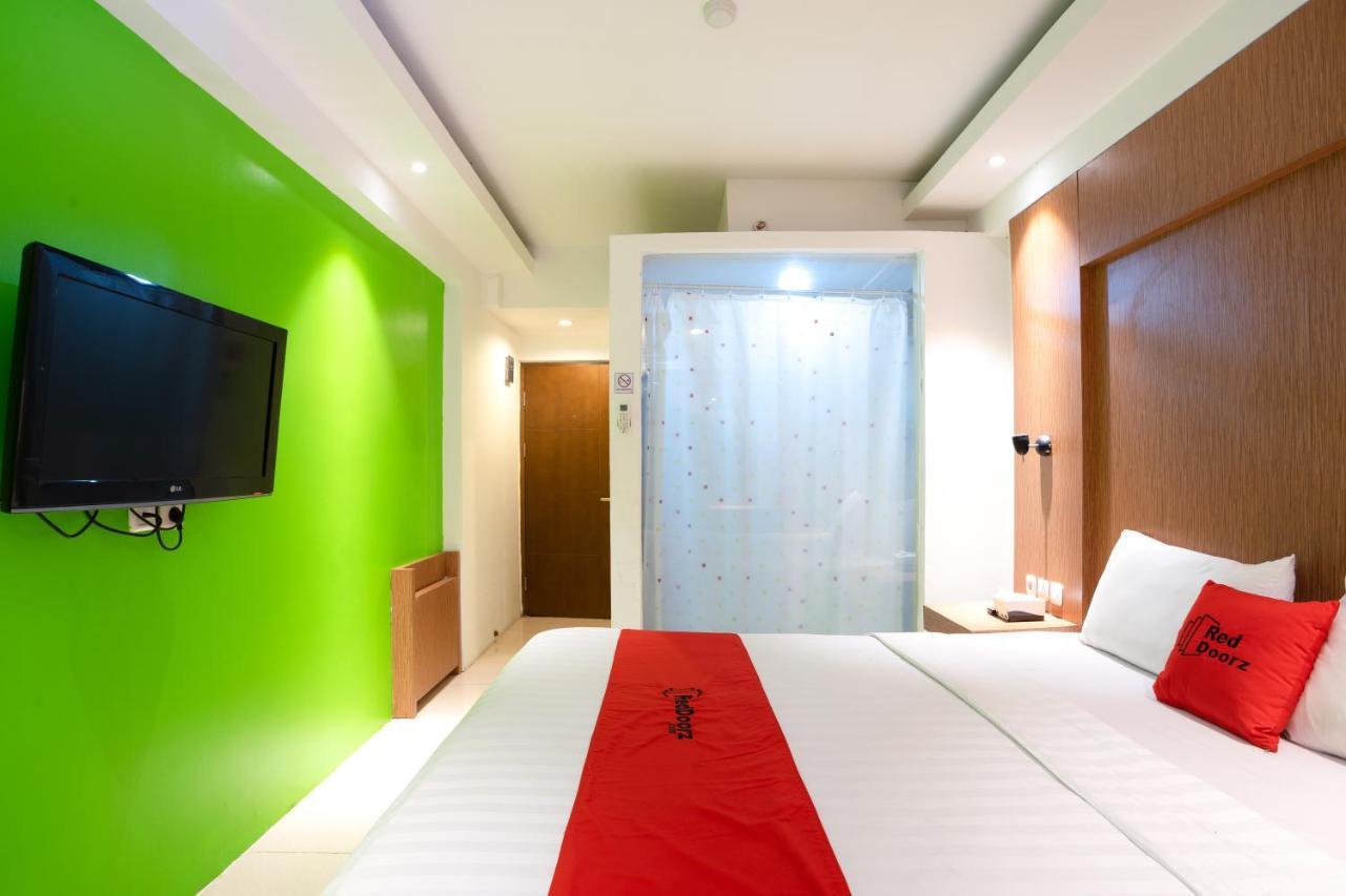 Reddoorz Apartment At Bogor Valley Ngoại thất bức ảnh