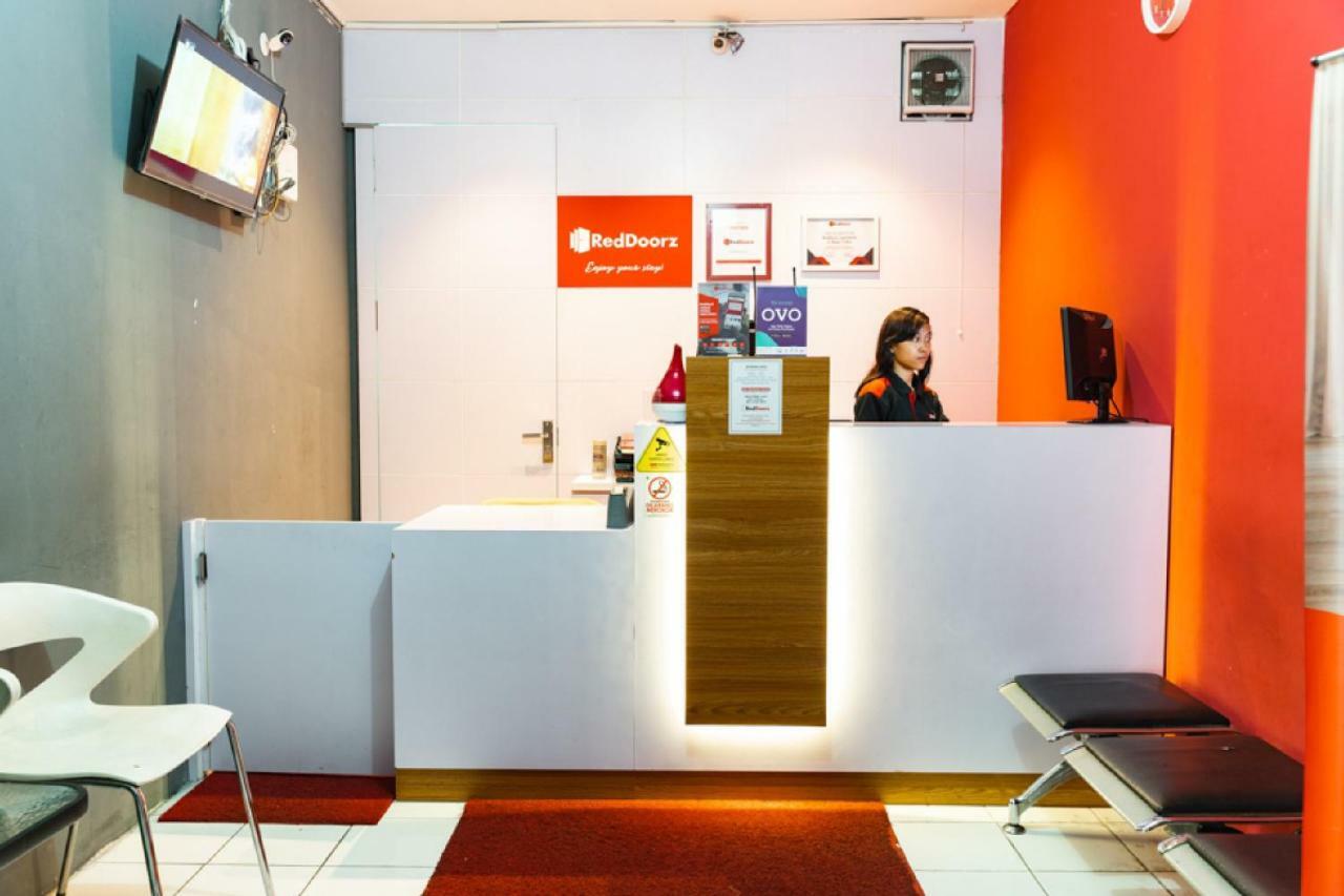 Reddoorz Apartment At Bogor Valley Ngoại thất bức ảnh